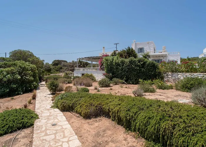 בית נופש Nena's Cycladic Naxos City